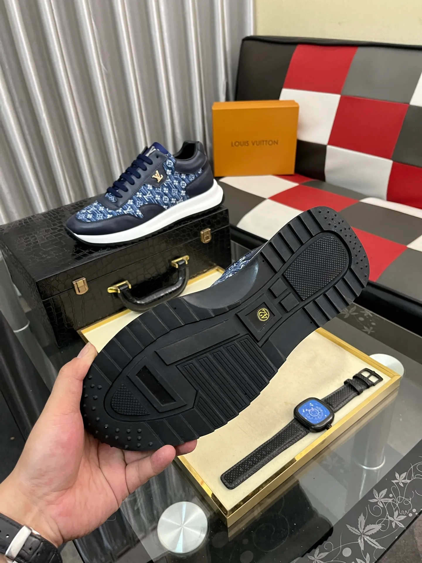 Men's shoes 💰438⌚️⌚️LV Louis Vuitton. The latest fashionable casual shoes are popular in physical stores. New spring and summer comfortable imported custom original cowhide, unique jacquard fabric element design. With sheepskin lining, Lv original bottom, [sun][sun] high-end packaging and high quality💪Details determine the quality, you can enter and exit the counter at will, welcome to compare🇮🇹Number of sizes 38-443️⃣Color options available